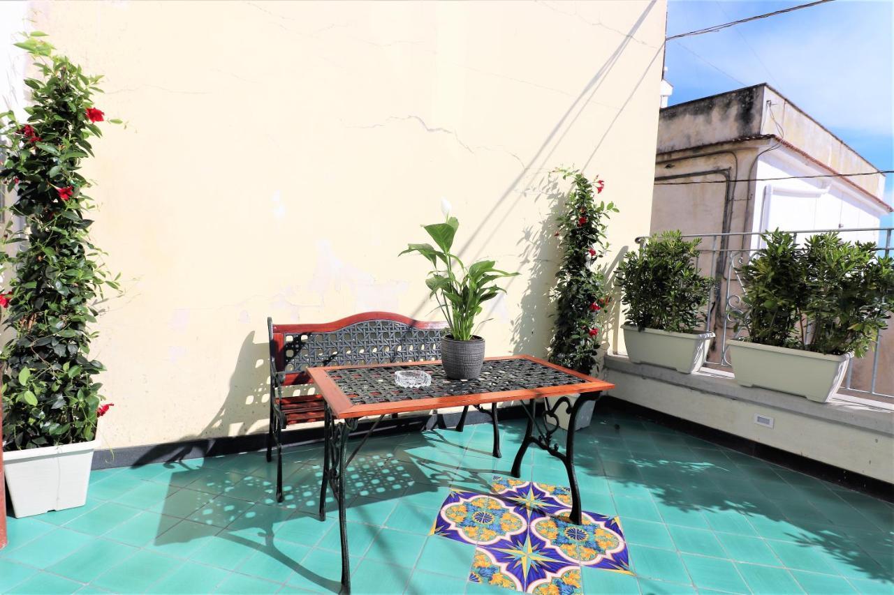 Mary'S Apartments - De Vivo Realty Massa Lubrense Εξωτερικό φωτογραφία
