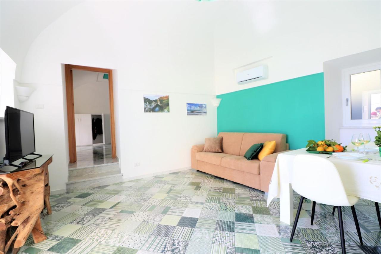 Mary'S Apartments - De Vivo Realty Massa Lubrense Εξωτερικό φωτογραφία