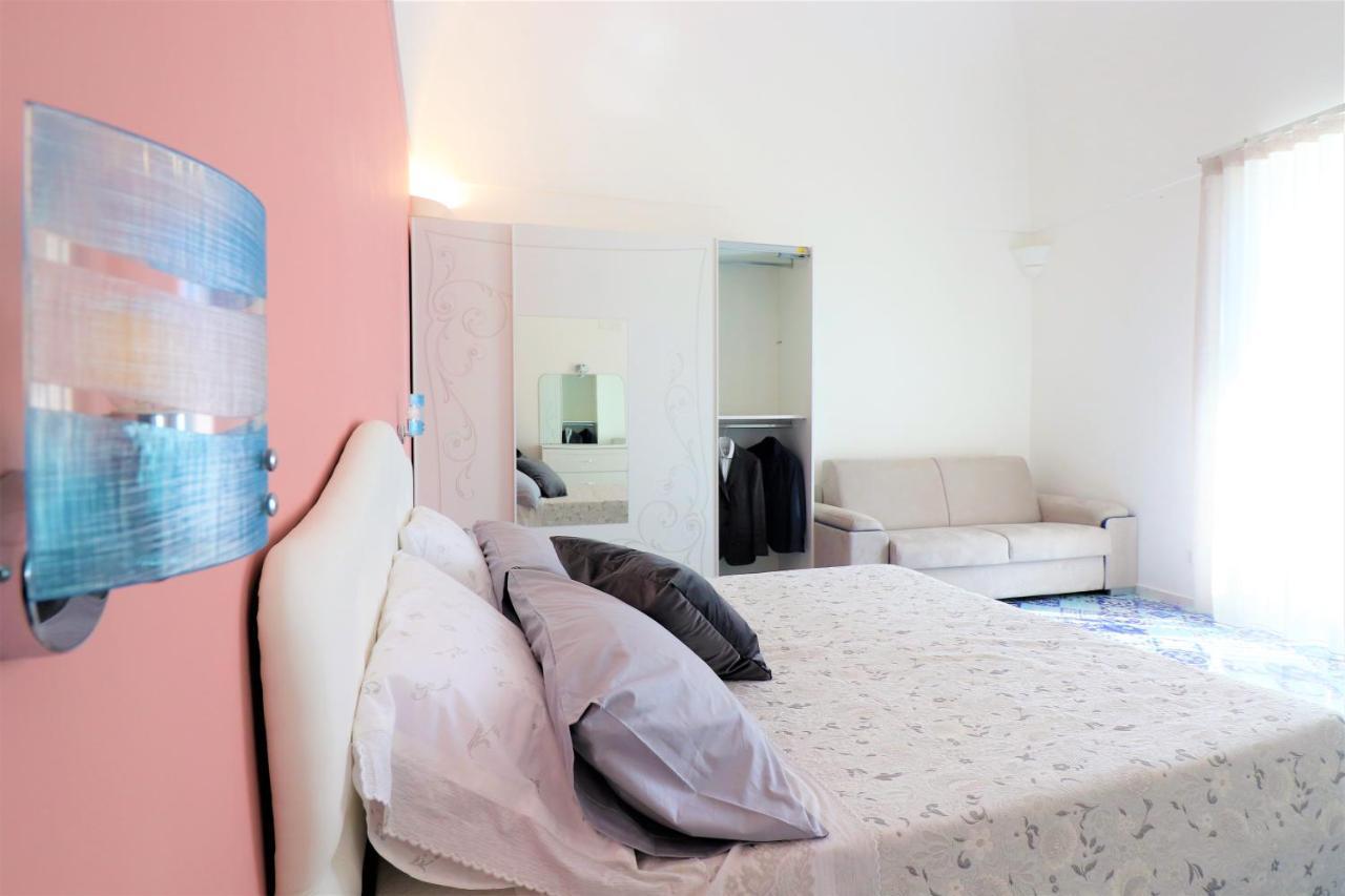 Mary'S Apartments - De Vivo Realty Massa Lubrense Εξωτερικό φωτογραφία