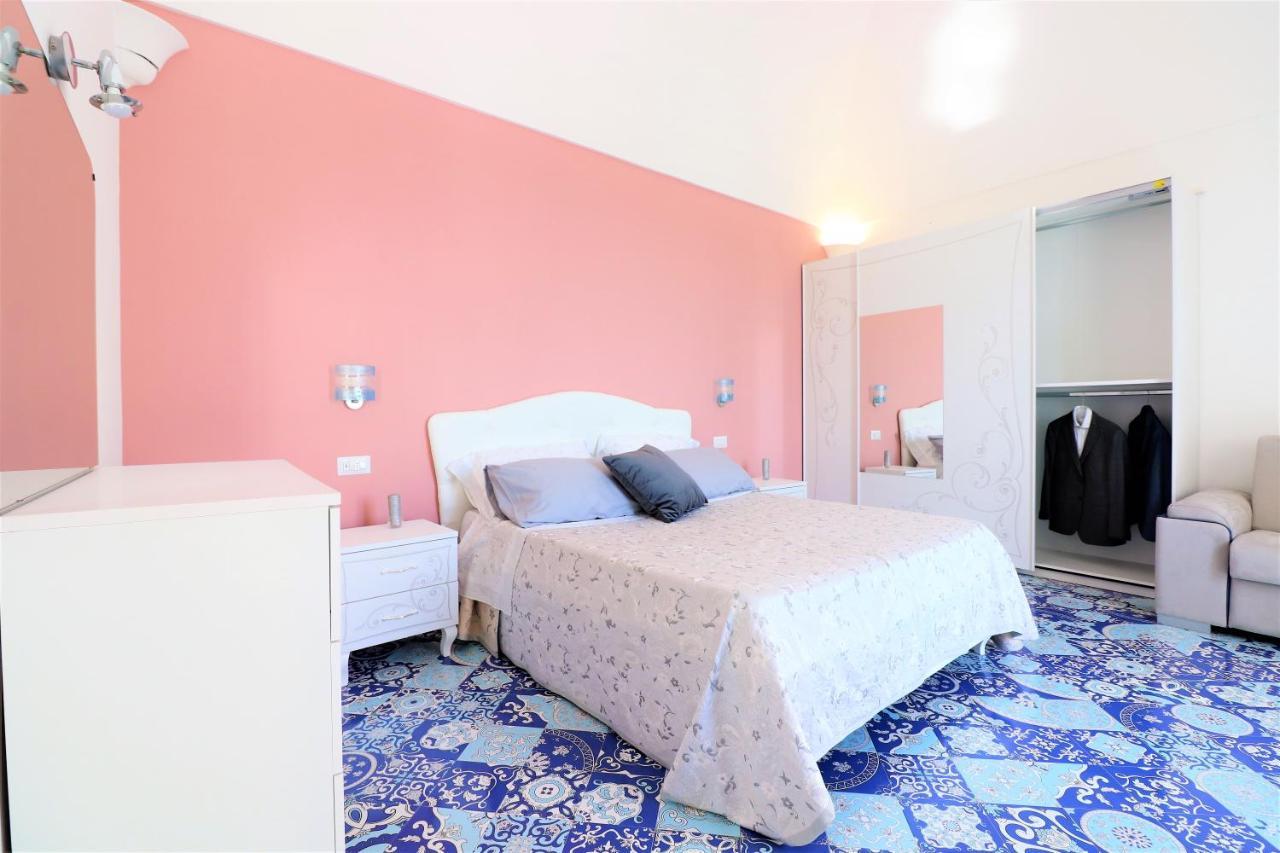 Mary'S Apartments - De Vivo Realty Massa Lubrense Εξωτερικό φωτογραφία